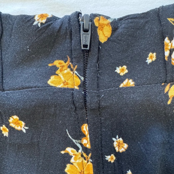 Wrap Around Floral Skirt - Picture 8 of 11